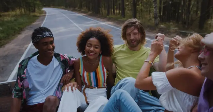 Raw clip: friends on a road trip